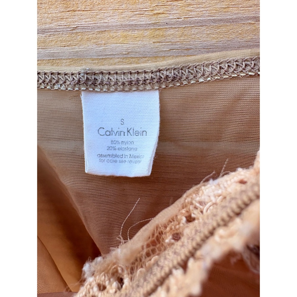 Calvin Klein Sheer Mesh Lace Trim Camisole Nude Tan Small Sleeveless Slim Fit - Picture 4 of 7